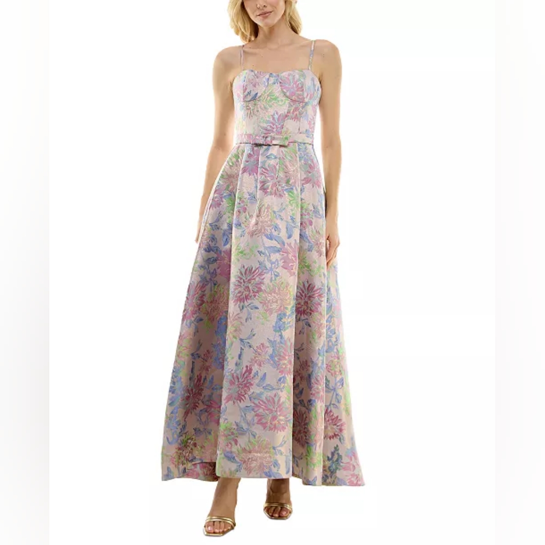 Womens Clothing 587